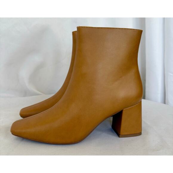 Journee Collection Women's Haylinn Block Heel Dress Booties Boots Size 7 Tan NWT - Picture 4 of 5